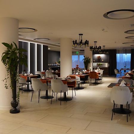 Hotel Sorin Mihai Кристьян Экстерьер фото