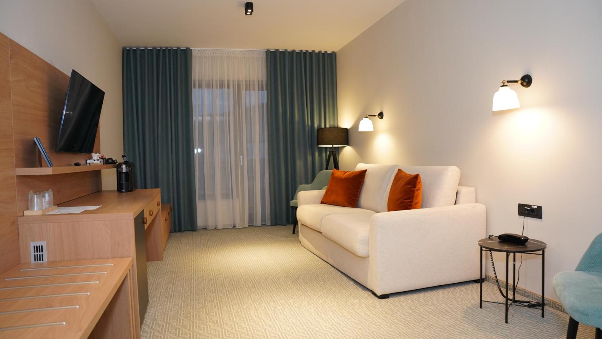 Hotel Sorin Mihai Кристьян Экстерьер фото