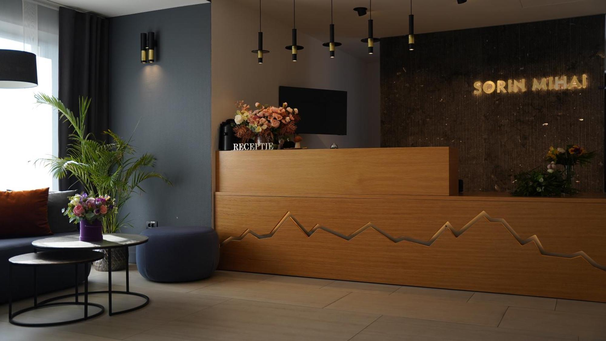 Hotel Sorin Mihai Кристьян Экстерьер фото
